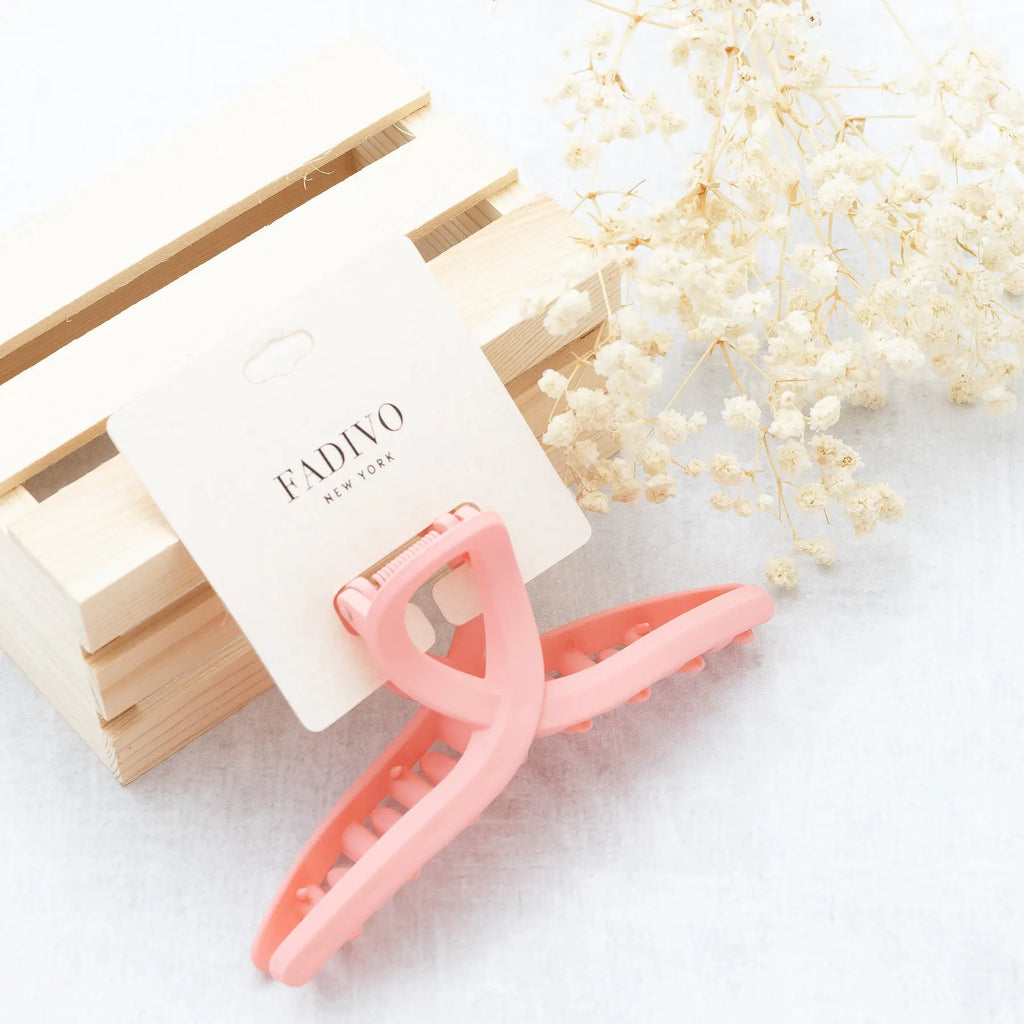 Hair Clip Claw Large with Criss Cross in the Color Pink Judson