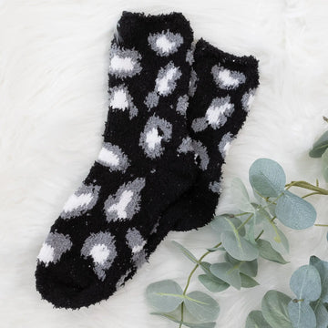 Plush Knit Socks Leopard Print Black Mid-Rise Super Snuggly Judson