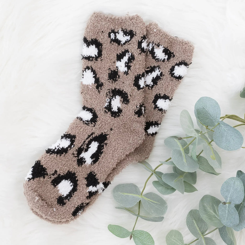 Plush Knit Socks Leopard Print Brown Mid-Rise Super Snuggly Judson