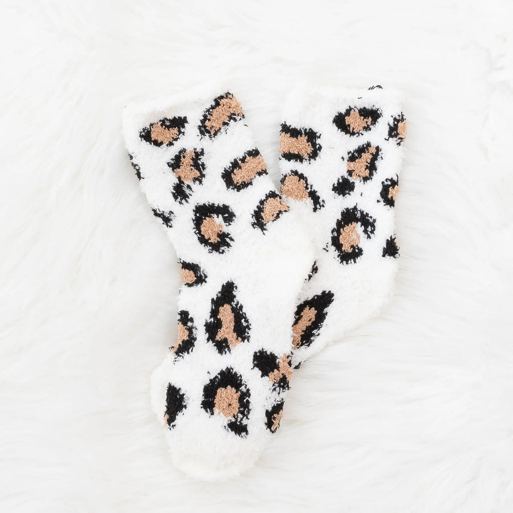Plush Knit Socks Leopard Print White Mid-Rise Super Snuggly Judson
